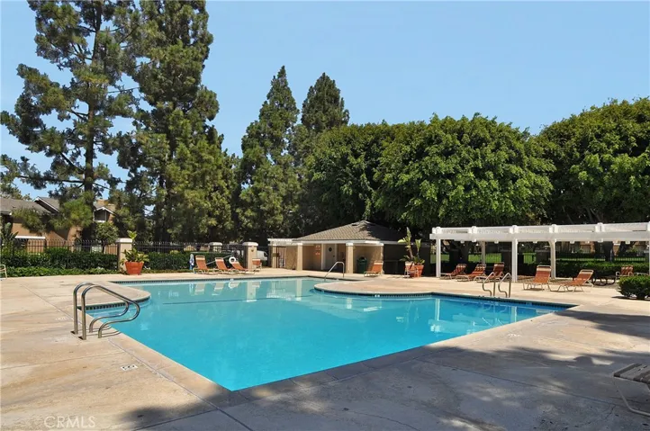 632 Springbrook 7, Irvine, California 92614