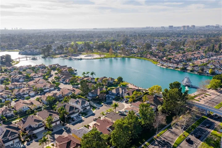 632 Springbrook 7, Irvine, California 92614