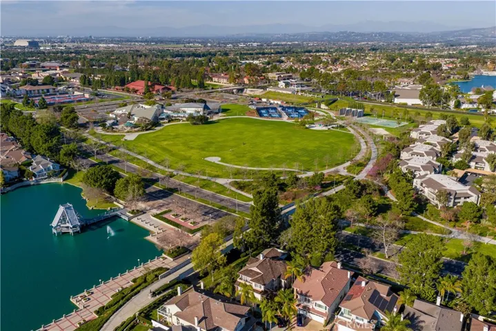 632 Springbrook 7, Irvine, California 92614