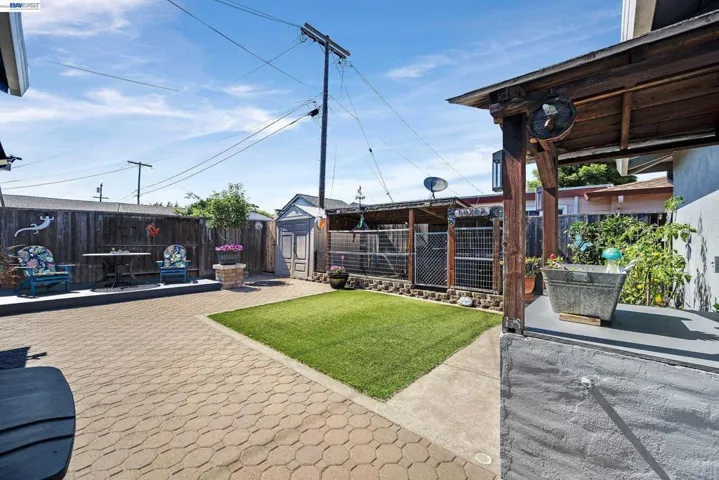 25483 Lindenwood Way, Hayward, California 94545