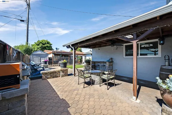 25483 Lindenwood Way, Hayward, California 94545