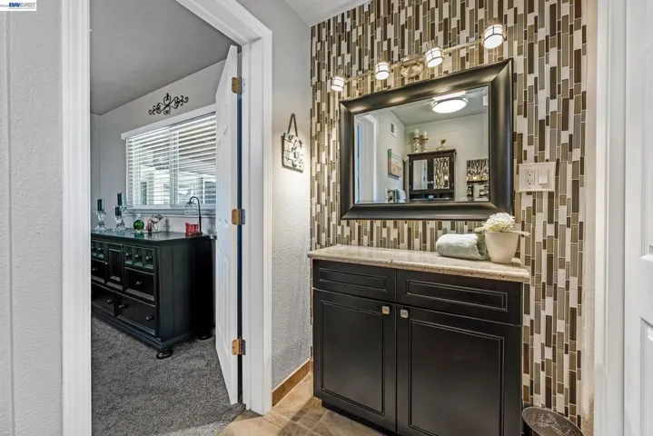 25483 Lindenwood Way, Hayward, California 94545