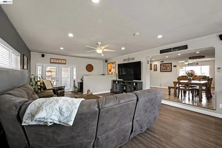 25483 Lindenwood Way, Hayward, California 94545