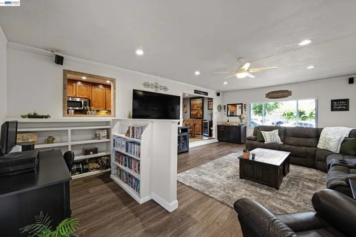 25483 Lindenwood Way, Hayward, California 94545
