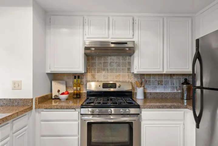 171 Kiely Boulevard, Santa Clara, California 95051