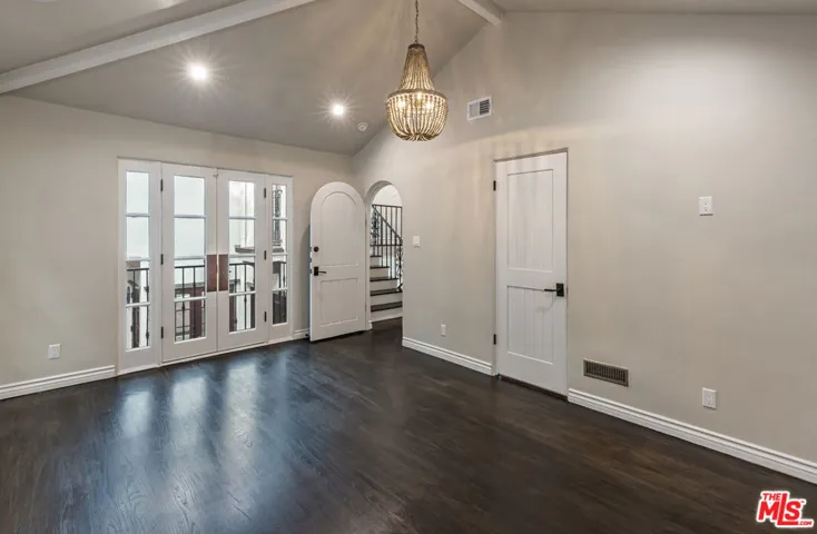 1467 N Kings Road, West Hollywood, California 90069
