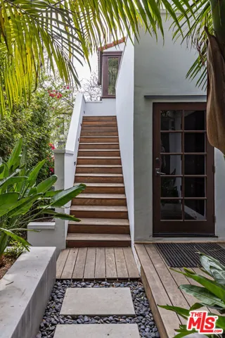 1467 N Kings Road, West Hollywood, California 90069