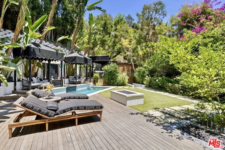 1467 N Kings Road, West Hollywood, California 90069