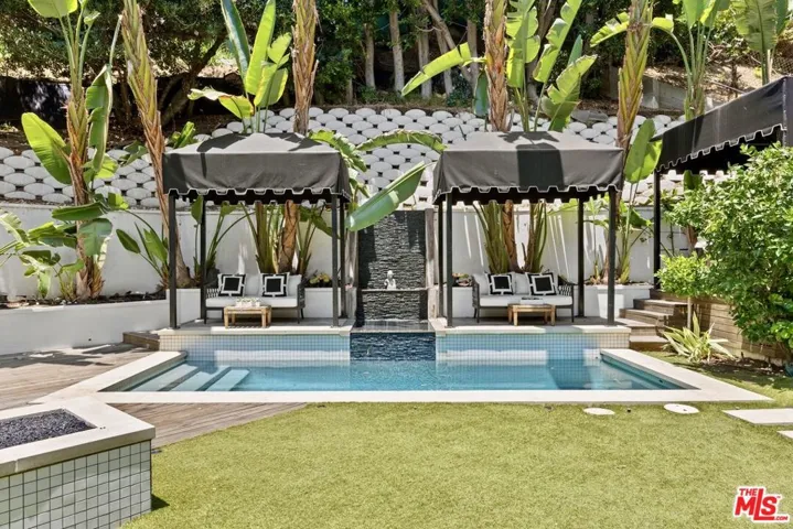 1467 N Kings Road, West Hollywood, California 90069