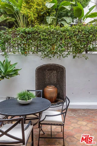 1467 N Kings Road, West Hollywood, California 90069