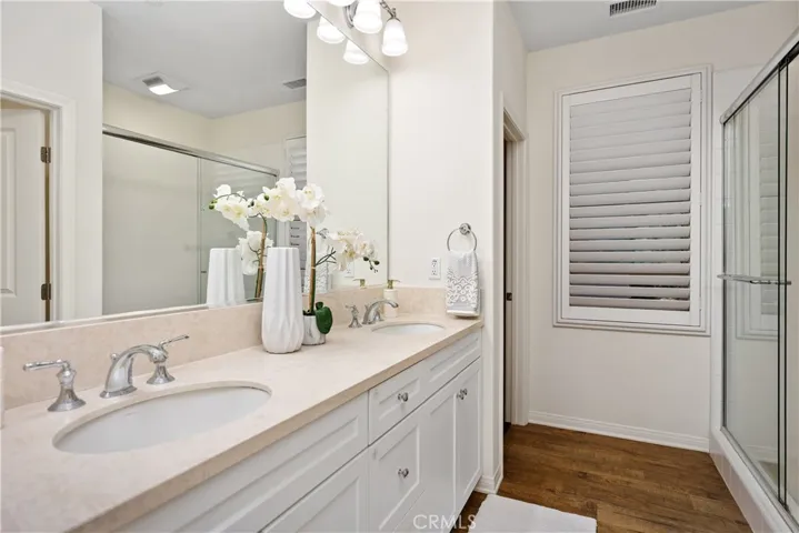 86 Mayfair, Irvine, California 92620