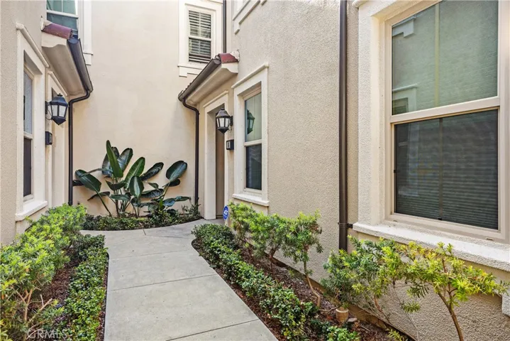 86 Mayfair, Irvine, California 92620