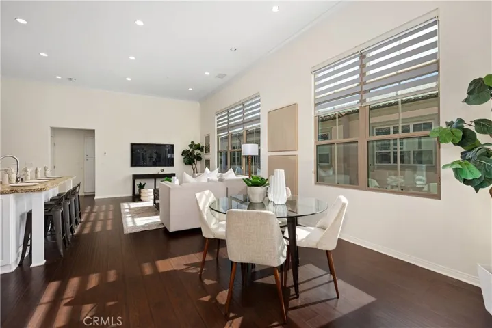 86 Mayfair, Irvine, California 92620