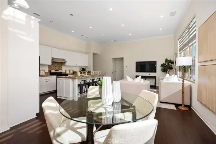 86 Mayfair, Irvine, California 92620