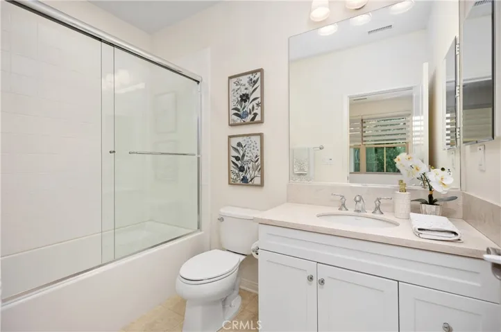 86 Mayfair, Irvine, California 92620