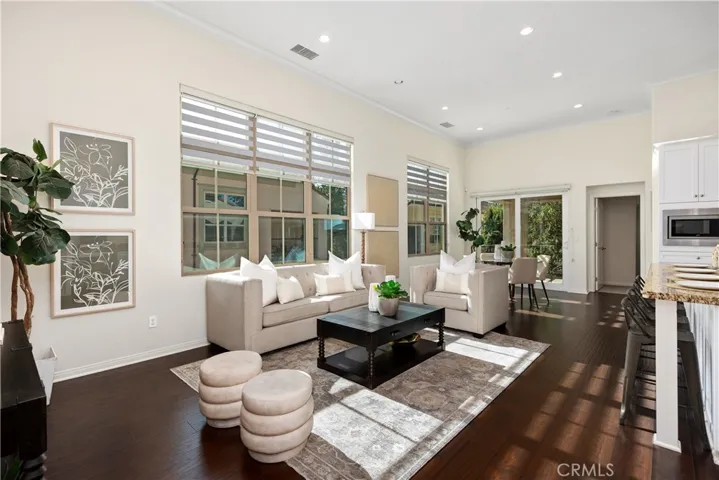 86 Mayfair, Irvine, California 92620
