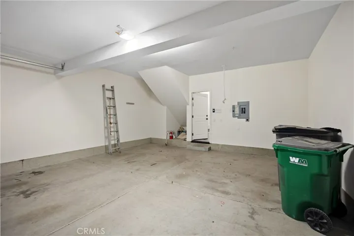 86 Mayfair, Irvine, California 92620