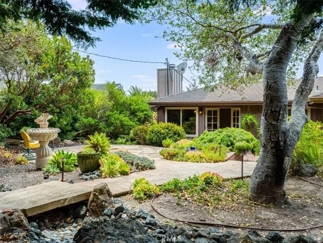 5276 Hillcrest, Cambria, California 93428