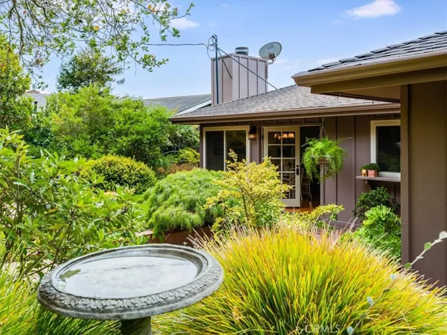 5276 Hillcrest, Cambria, California 93428
