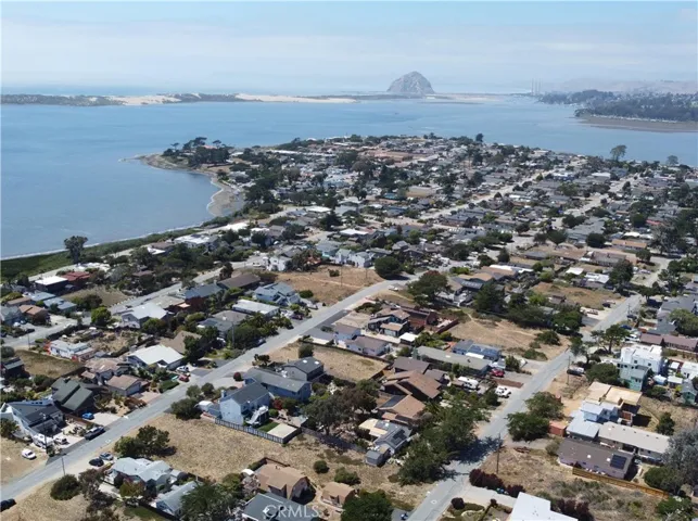 1574 5th Street, Los Osos, California 93402