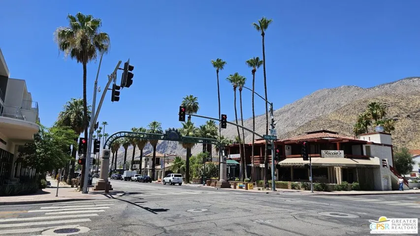 277 E Alejo Road 225, Palm Springs, California 92262