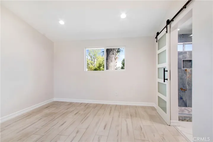 9661 Hayvenhurst Avenue, Northridge, California 91343