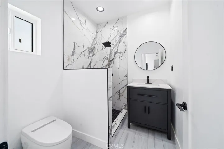9661 Hayvenhurst Avenue, Northridge, California 91343
