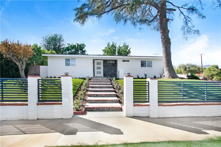 9661 Hayvenhurst Avenue, Northridge, California 91343