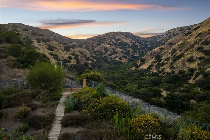 1166 Lassen Court, San Dimas, California 91773