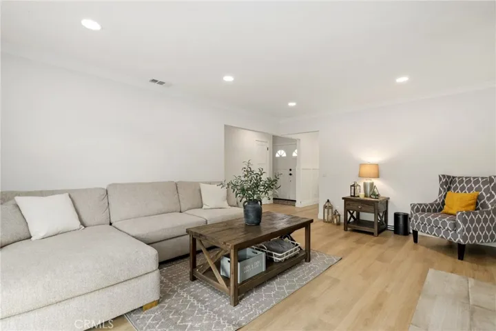 23045 El Caballo Street, Lake Forest, California 92630