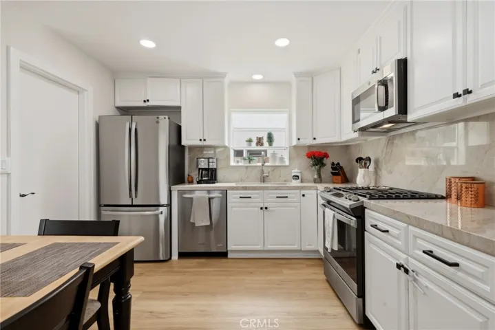 23045 El Caballo Street, Lake Forest, California 92630