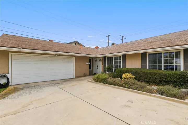 23045 El Caballo Street, Lake Forest, California 92630