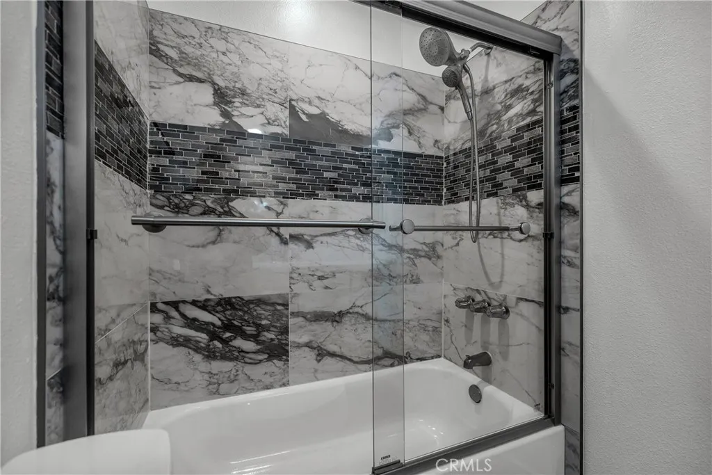 Primary Bath Tub