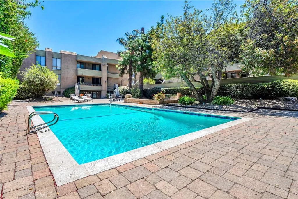 Pool & Spa