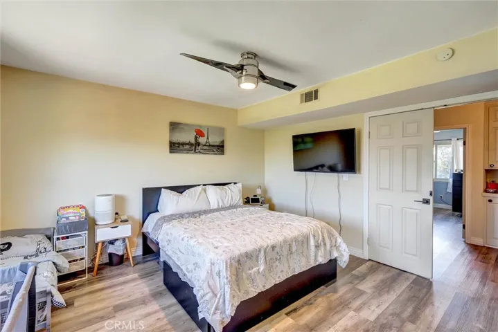 25231 Pericia, Mission Viejo, California 92691