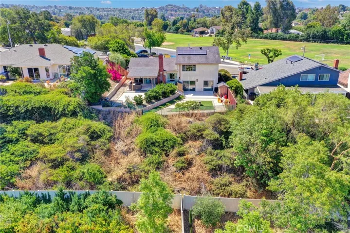25231 Pericia, Mission Viejo, California 92691