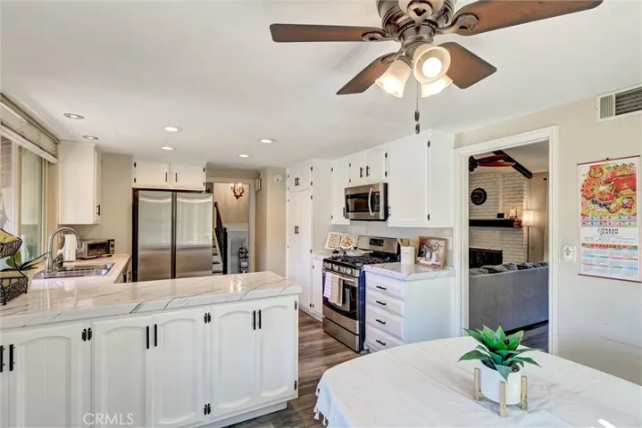 25231 Pericia, Mission Viejo, California 92691