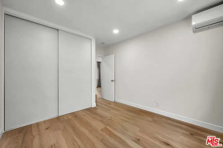 2027 Euclid Street C, Santa Monica, California 90405