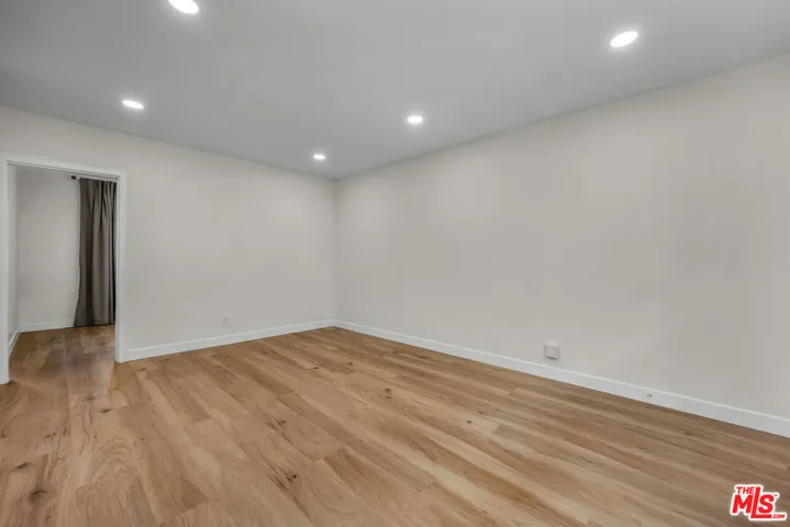 2027 Euclid Street C, Santa Monica, California 90405