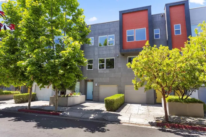 1355 Pullman Way, Oakland, California 94607