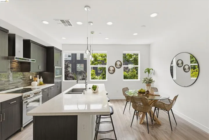 1355 Pullman Way, Oakland, California 94607