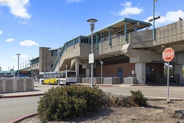 1355 Pullman Way, Oakland, California 94607