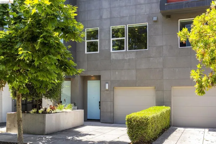 1355 Pullman Way, Oakland, California 94607