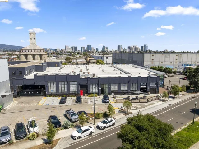 1355 Pullman Way, Oakland, California 94607