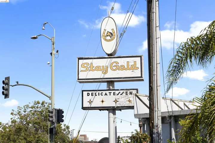 1355 Pullman Way, Oakland, California 94607