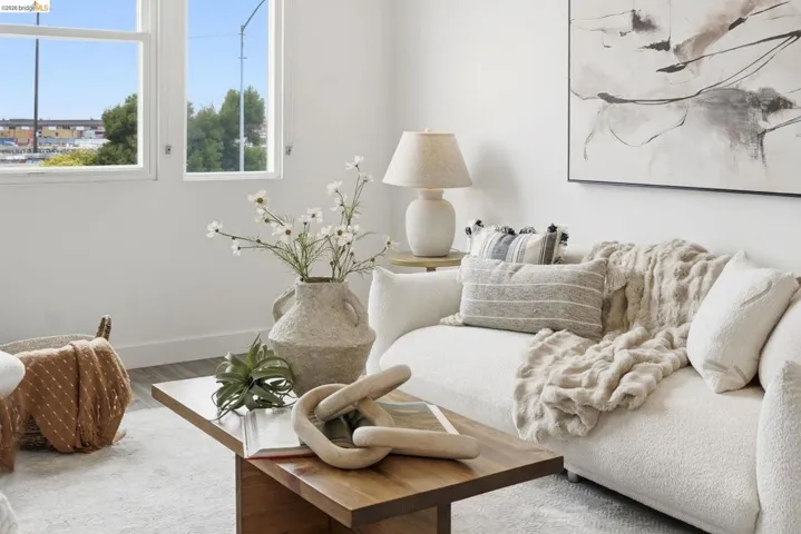 1355 Pullman Way, Oakland, California 94607