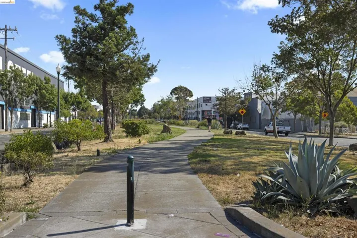 1355 Pullman Way, Oakland, California 94607