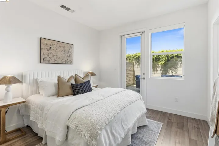 1355 Pullman Way, Oakland, California 94607