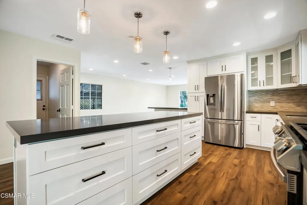 23777 Mulholland Hwy Unit 115-11 23777 Mulholland Hwy Unit 115-11