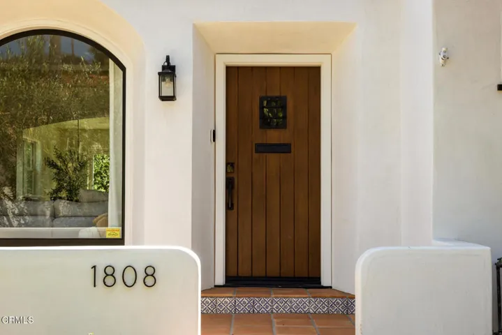 1808 Poli - MLS-11